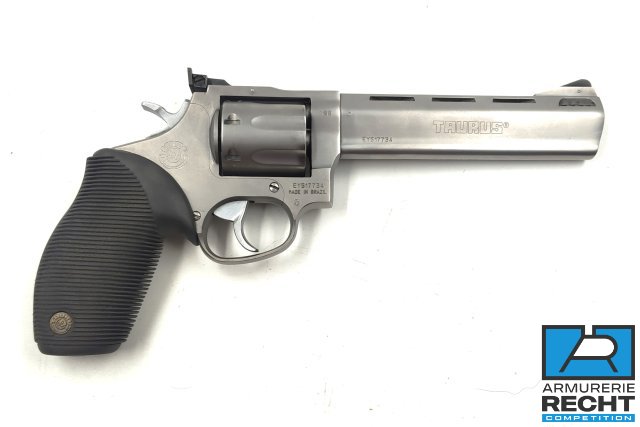 REVOLVER TAURUS MOD.627 TRACKER CAL.357 CAT.B